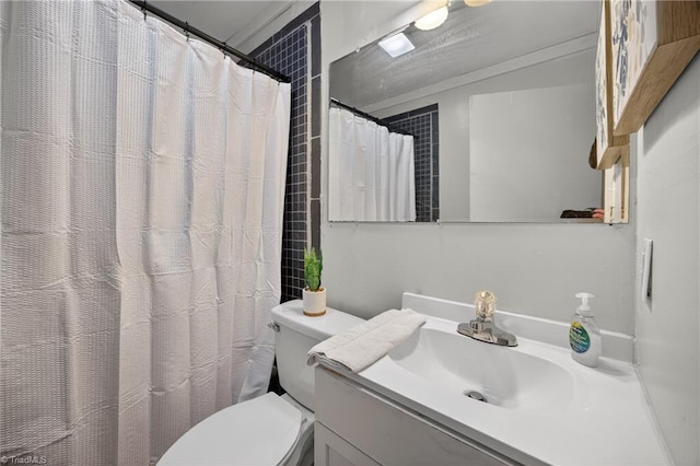 209 Brewer Cir, East Bend, NC 27018 - full bath featuring vanity and curtained shower