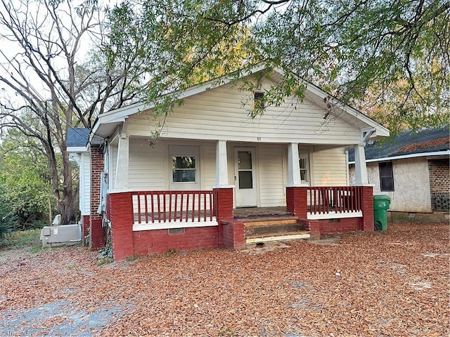 view of front facade with a porch