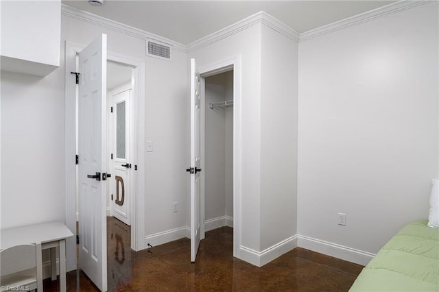 277 Sunset Blvd, Lexington, NC 27292 - bedroom with finished concrete floors, visible vents, crown molding, baseboards, and a closet