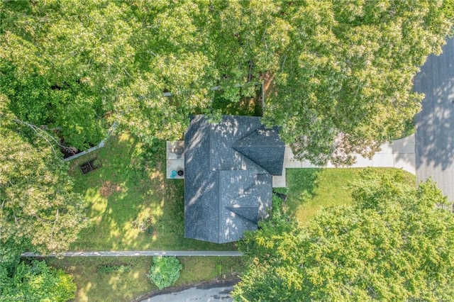 385 Apache Dr, Winston-Salem, NC 27107 - aerial view of property and surrounding area