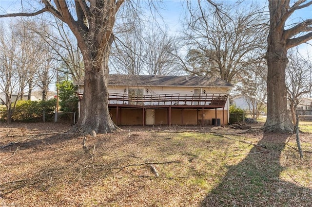 view of yard featuring a wooden deck