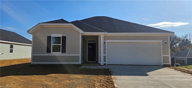 view of front facade with a garage