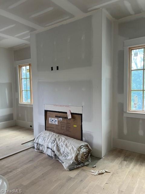 7920 Valley View Dr, Clemmons, NC 27012 - living room with wood finished floors and baseboards