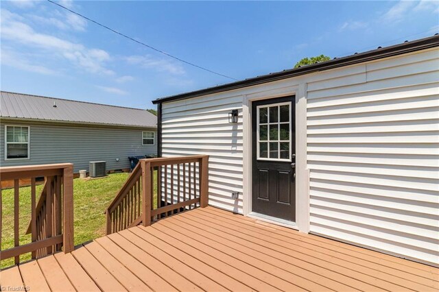 705 Laurel Ave, Lexington, NC 27292 - deck with central air condition unit