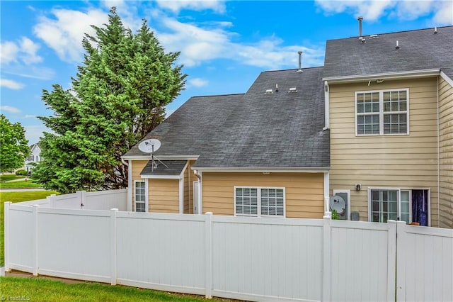 4339 Alderny Pl, High Point, NC 27265 - rear view of house featuring a shingled roof