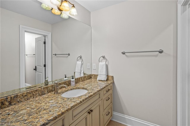 bathroom featuring large vanity