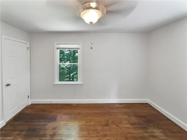 3230 High Cliffs Rd, Pfafftown, NC 27040 - unfurnished room with wood finished floors and baseboards