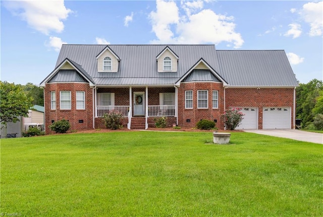 view of front facade featuring brick siding, a front yard, covered porch, crawl space, and driveway