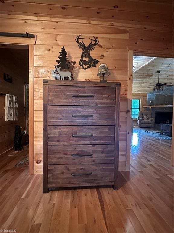 45 Wedgewood Ridge Ln, Fancy Gap, VA 24328 - detailed view of wood walls and wood finished floors