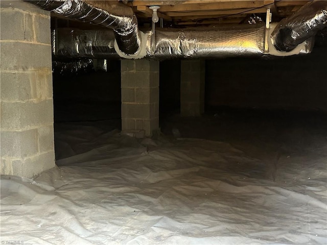 45 Wedgewood Ridge Ln, Fancy Gap, VA 24328 - view of inside crawl space