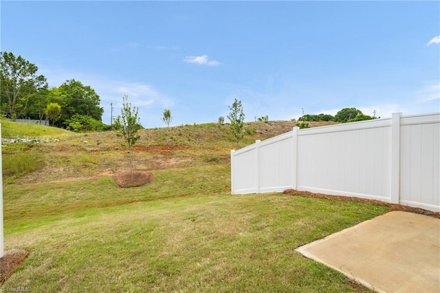 1230 Evelynnview Ln, Kernersville, NC 27284 - view of yard with a patio area