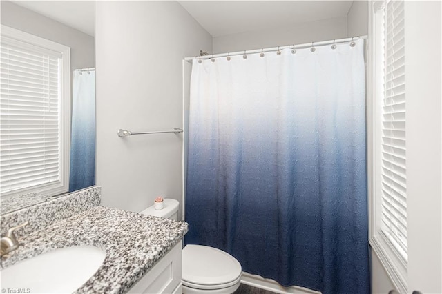 815 Martin Luther King Jr Ave, Salisbury, NC 28144 - full bathroom with vanity and toilet