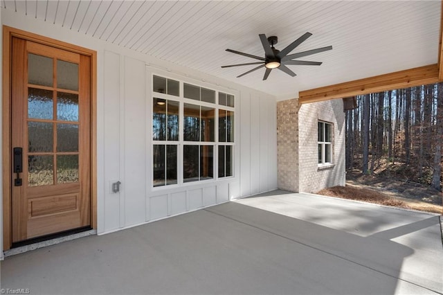 view of patio with a ceiling fan