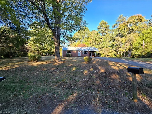 view of front of property