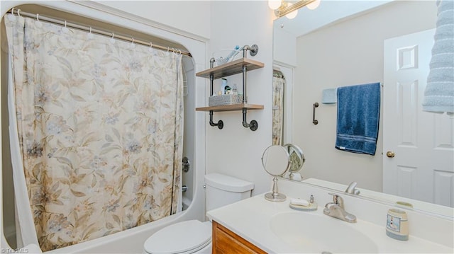 full bathroom with shower / bath combination with curtain, vanity, and toilet