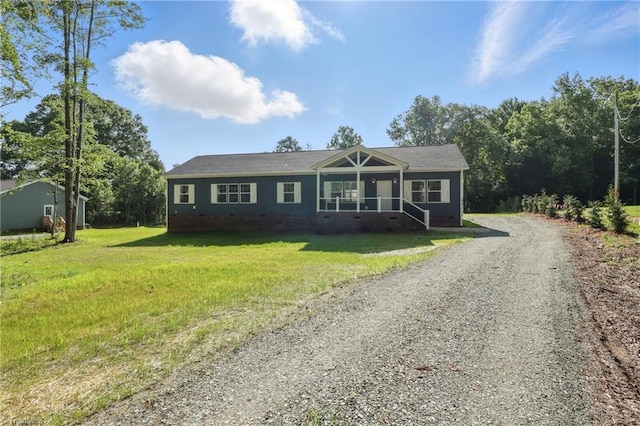 2875 Motsinger Rd, Winston-Salem, NC 27107 - ranch-style home with crawl space, driveway, and a front lawn