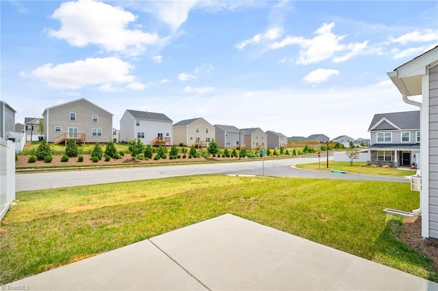 view of yard with a patio area