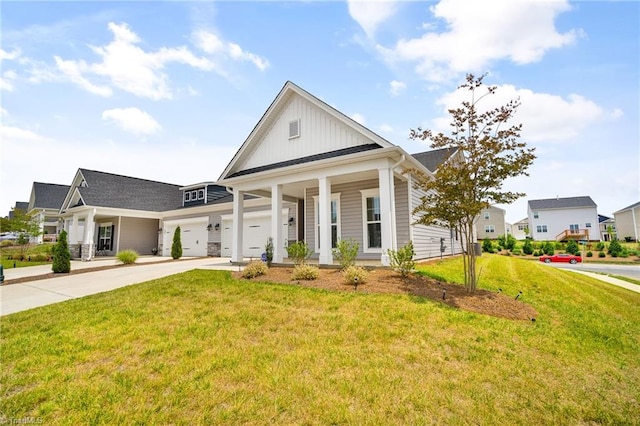 view of front of house with a front lawn