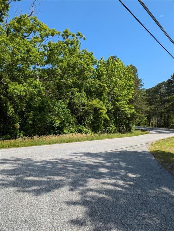 5798 Drake Rd, Greensboro, NC 27406