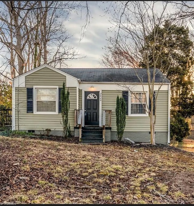 view of front facade featuring crawl space and entry steps