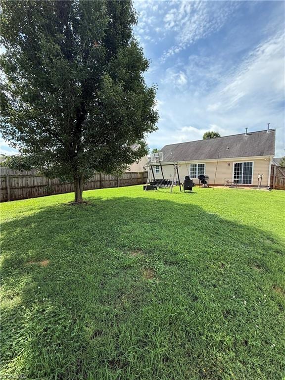 6108 Trotting Pl, Greensboro, NC 27405 - view of fenced backyard