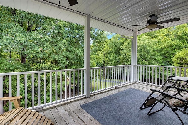 deck with ceiling fan