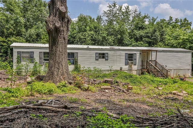 1105 Cabana Ln, East Bend, NC 27018 - view of front facade featuring metal roof