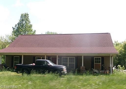 402 Somers School Rd, Hamptonville, NC 27020 - view of front of home featuring a front yard