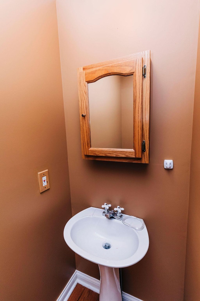 bathroom with sink