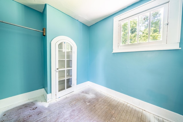 empty room featuring light hardwood / wood-style floors