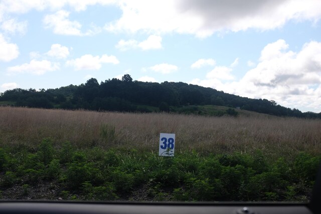 65 Dove Ln, East Bernstadt, KY 40729
