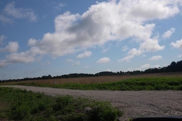 65 Dove Ln, East Bernstadt, KY 40729
