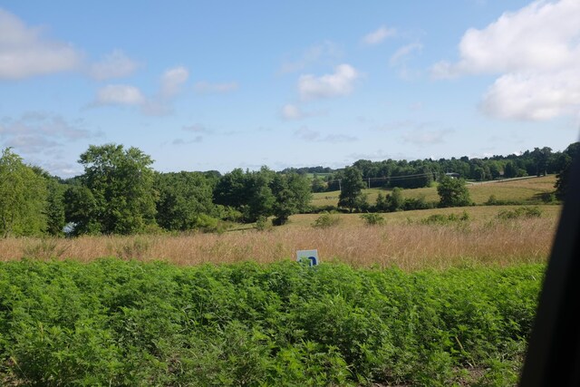 65 Dove Ln, East Bernstadt, KY 40729