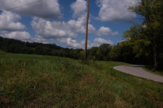 Listing photo 2 for 1928 Money Rd, East Bernstadt KY 40729