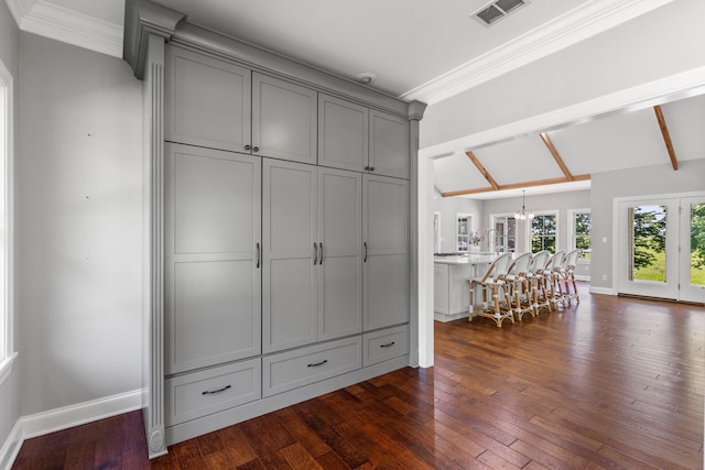 closet with visible vents