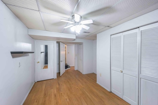 unfurnished bedroom featuring ceiling fan and light wood-type flooring