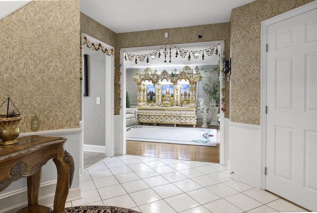 foyer with light hardwood / wood-style flooring