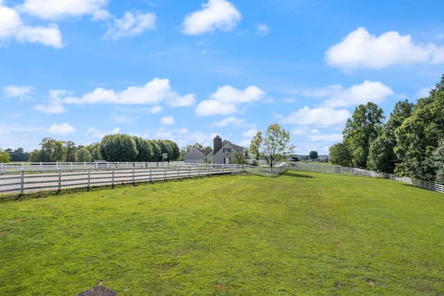 view of yard featuring a rural view