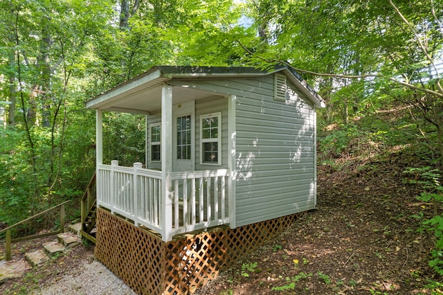 view of outbuilding