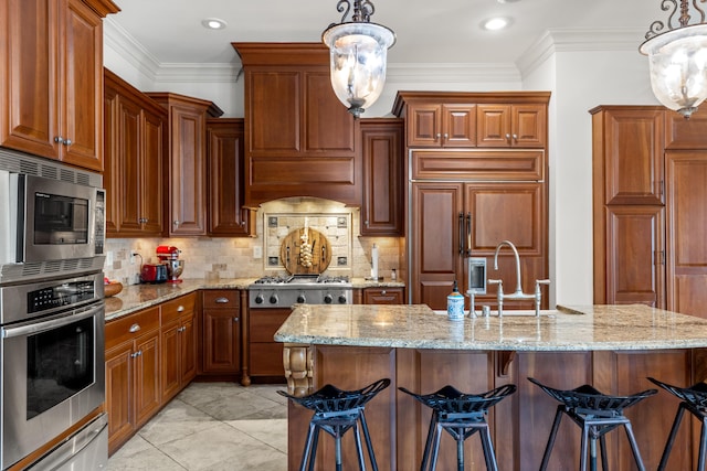 dining space featuring a chandelier, a wealth of natural light, and dark hardwood / wood-style flooring