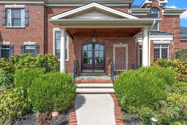 view of front facade featuring a lawn