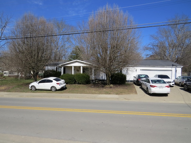 view of front of house