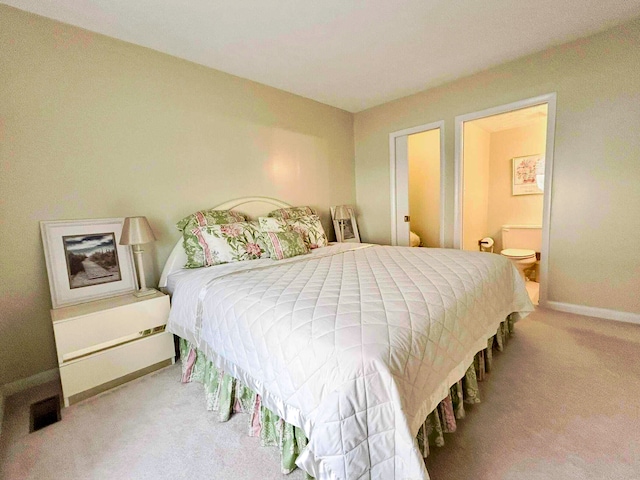 46-1 Woodson Bend Resort, Bronston, KY 42518 - carpeted bedroom with visible vents, baseboards, and ensuite bath