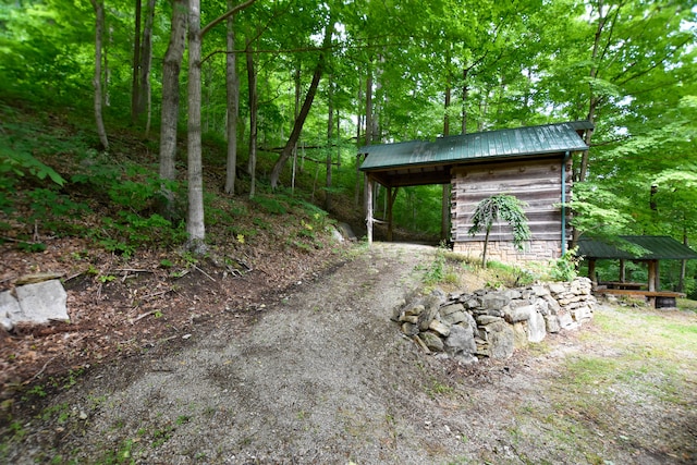 view of outdoor structure