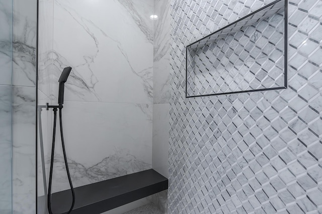 2420 Flying Ebony Dr, Lexington, KY 40509 - full bath featuring a marble finish shower