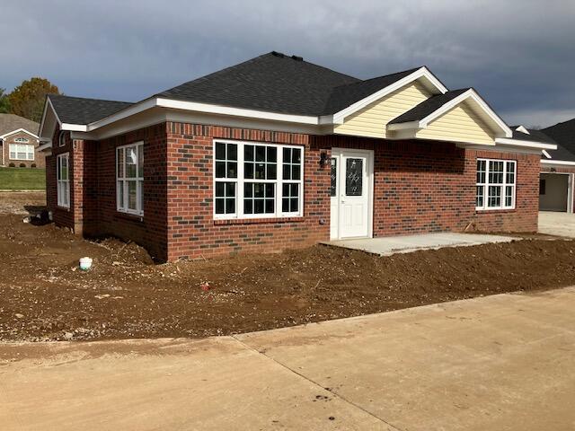 view of front facade with a patio