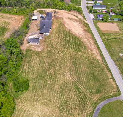 drone / aerial view with a rural view