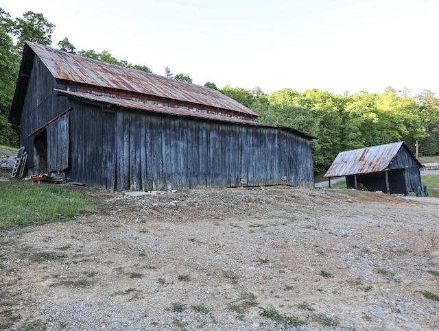 view of outdoor structure