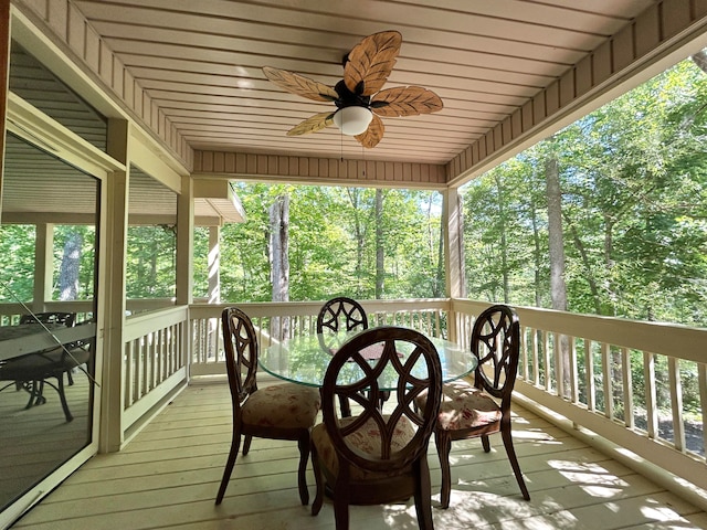 deck featuring ceiling fan