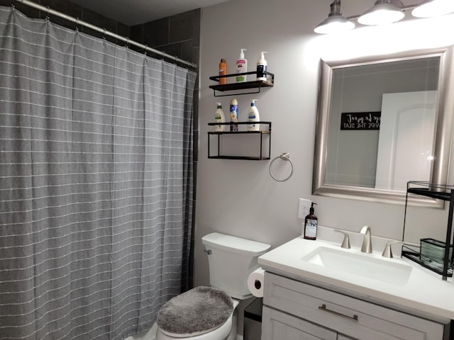 4104 Brooksville-Germantown Rd, Augusta, KY 41002 - full bath with vanity, toilet, and curtained shower